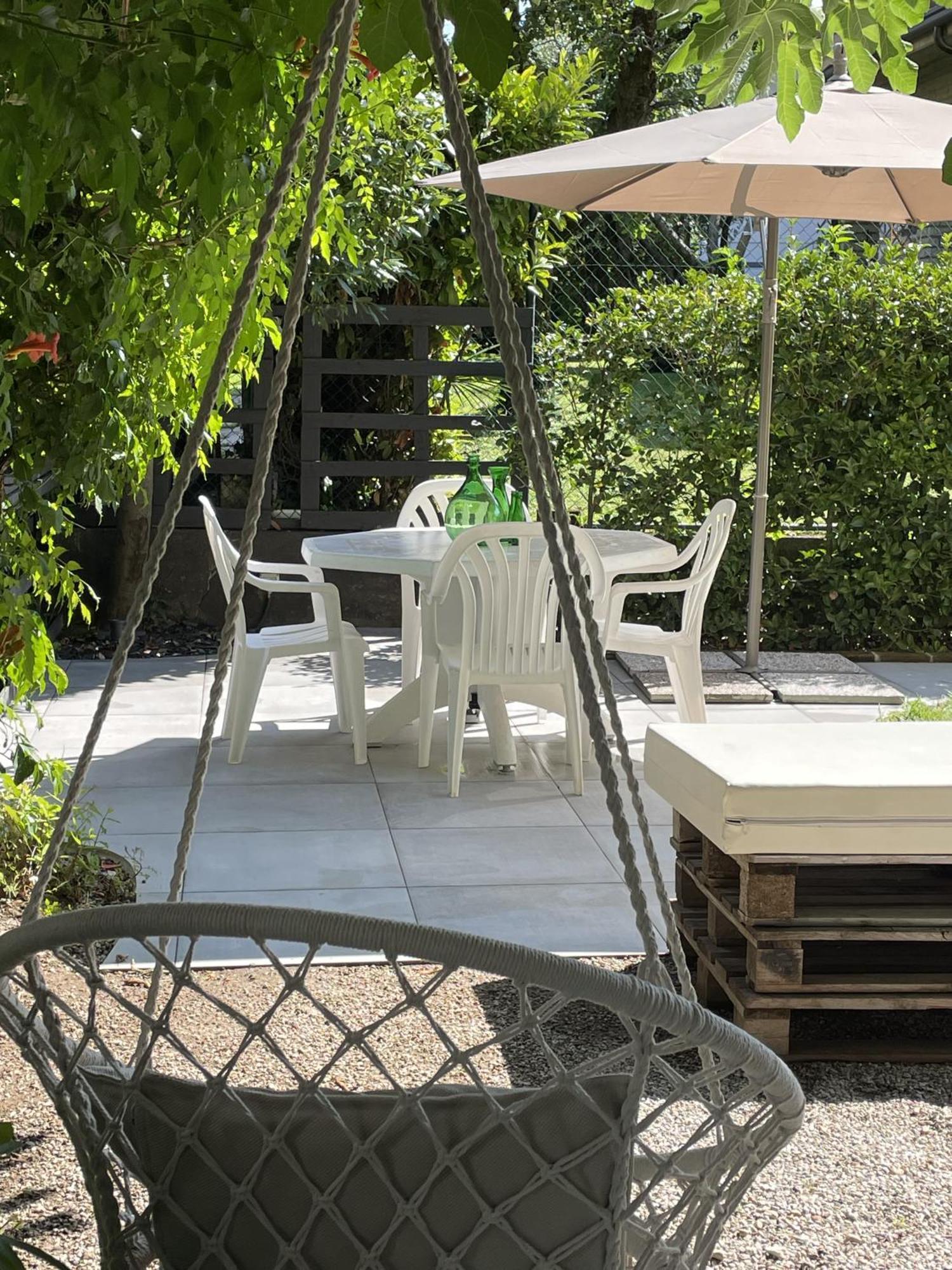 Casa Sivori Sul Lago Di Garda Con Ampio Giardino Ντεζεντσάνο ντελ Γκάρντα Εξωτερικό φωτογραφία